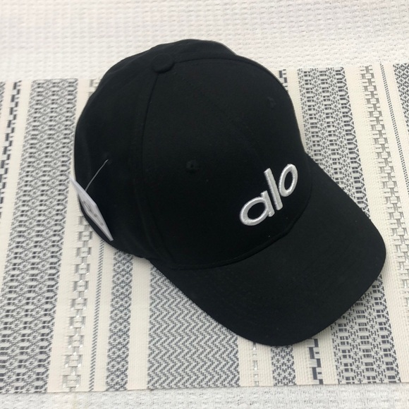 ALO Yoga Accessories - NWT ALO Yoga Off-Duty Cap